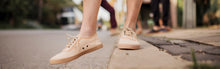 Load image into Gallery viewer, Zapatillas rosas para primavera y verano