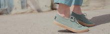 Load image into Gallery viewer, Zapatillas verdes y caramelo para primavera y verano