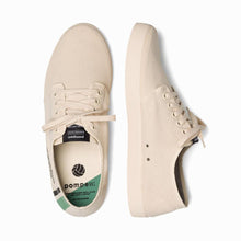 Load image into Gallery viewer, Zapatillas blancas con suela blanca y cordones de algodón