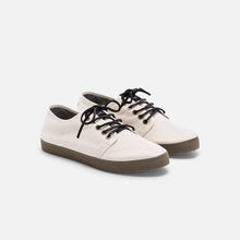 Load image into Gallery viewer, Zapatillas de lona blancas de Pompeii