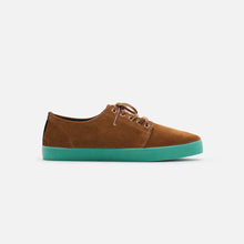 Load image into Gallery viewer, Zapatillas de serraje marrones para hombre