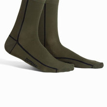 Load image into Gallery viewer, Calcetines de algodón verdes para hombre